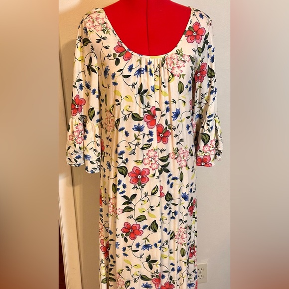 Gently Used Christy Dawn Rowe Dress, Cream Floral, Size Small - Picture 8 of 16